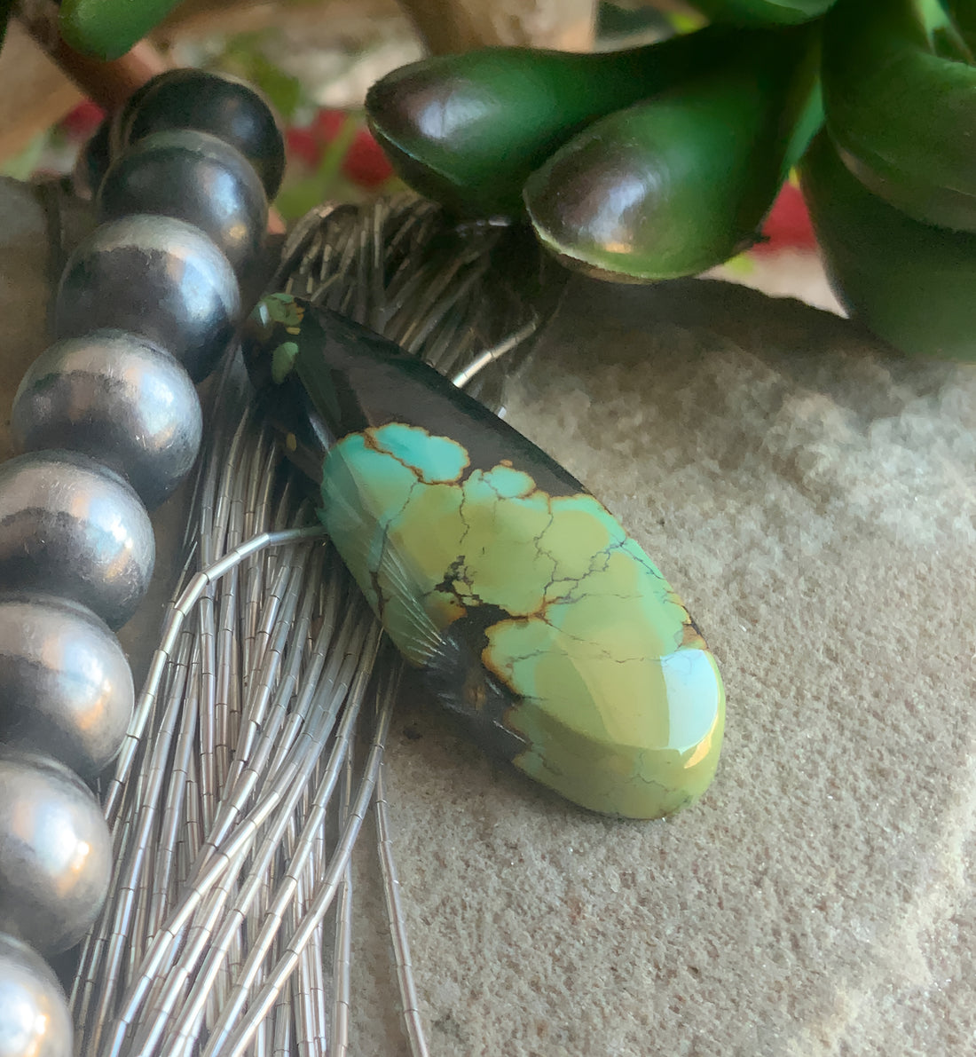 Bao Canyon Elongated Teardrop