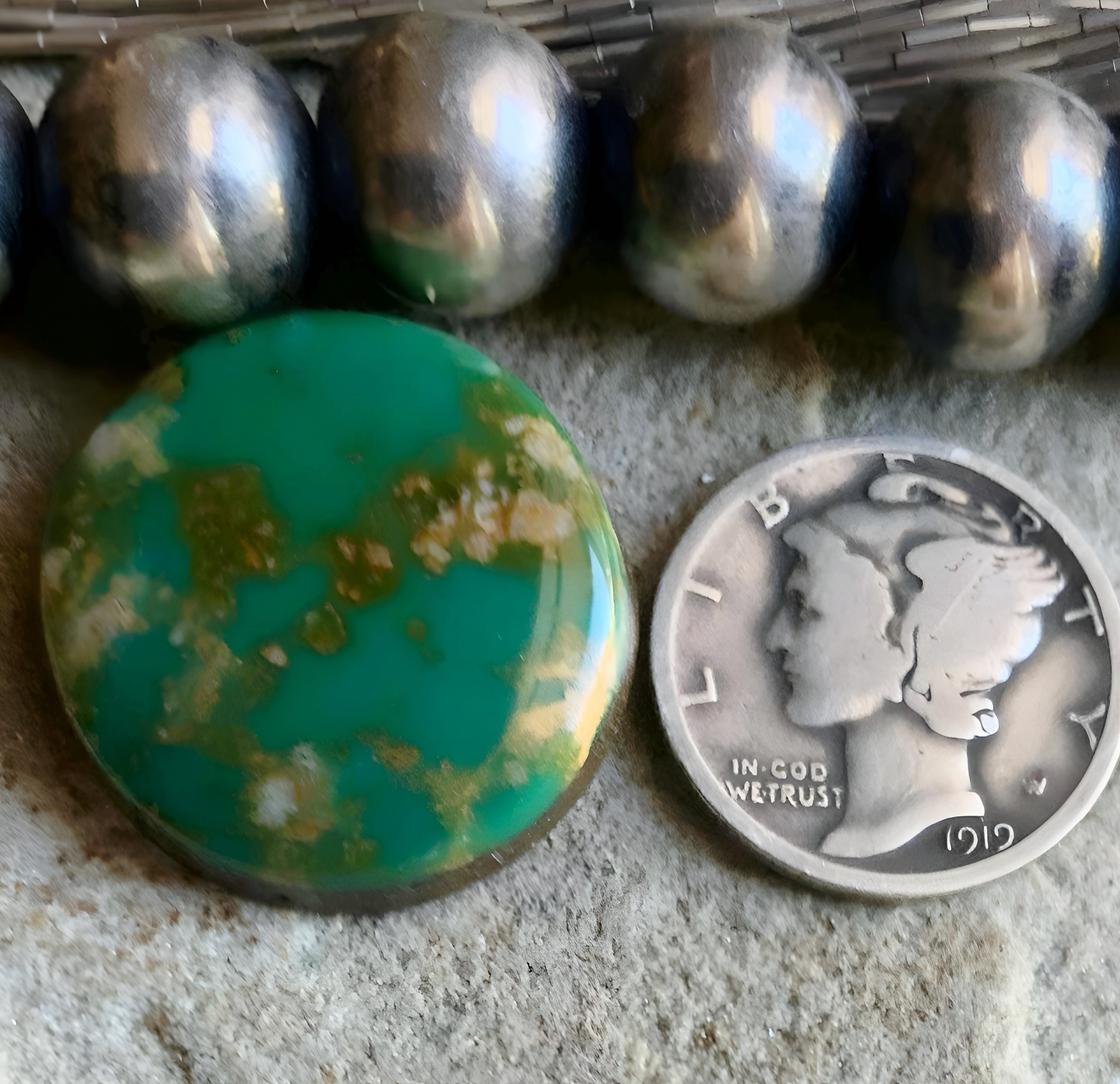 Royston Turquoise Green Round Cabochon-Nevada Gemstone