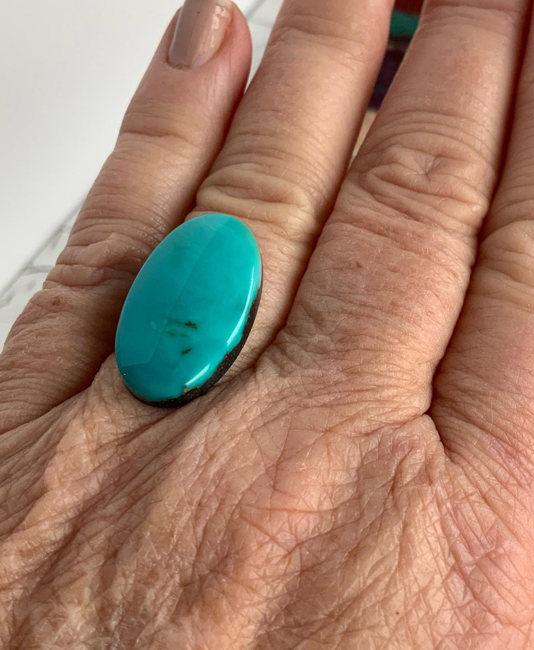 Beautiful Blue Turquoise Mountain Turquoise Oval Cabochon