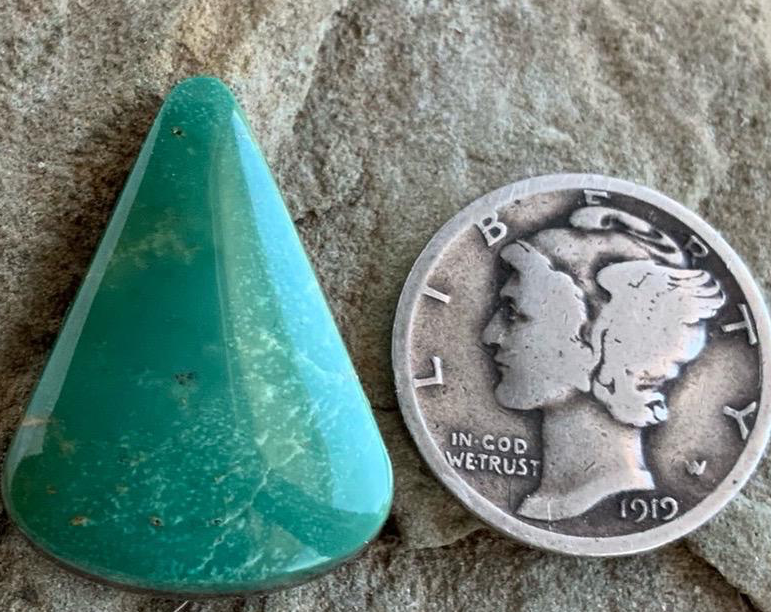 Royston Turquoise Green Triangular Cabochon-Nevada Gemstone R182