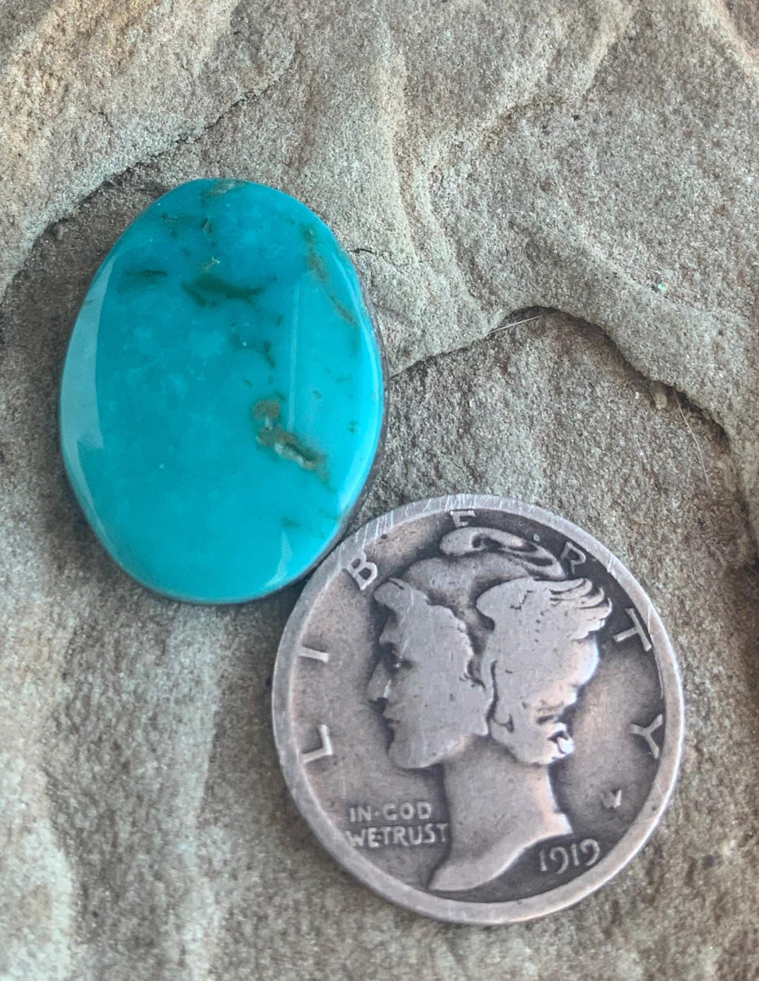 Beautiful Turquoise Mountain Turquoise Oval Cabochon