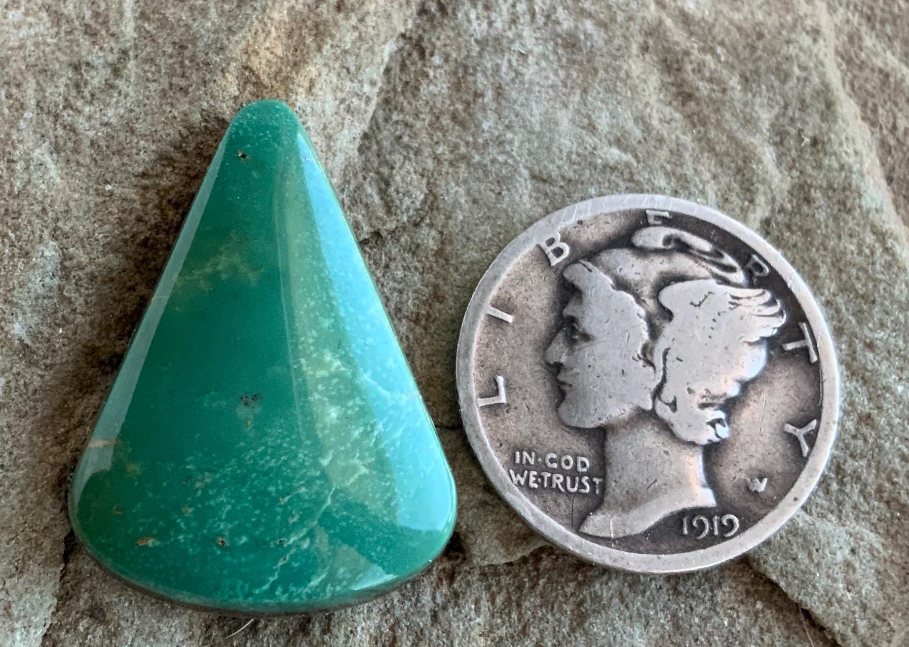 Royston Turquoise Green Triangular Cabochon-Nevada Gemstone R182
