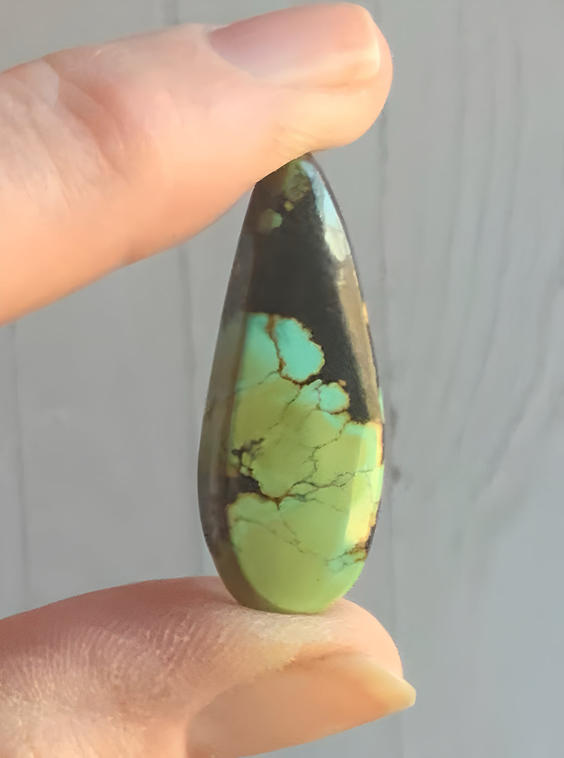 Bao Canyon Elongated Teardrop