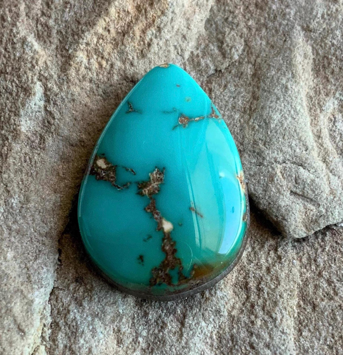 Green Royston Turquoise Drop Cabochon #R147