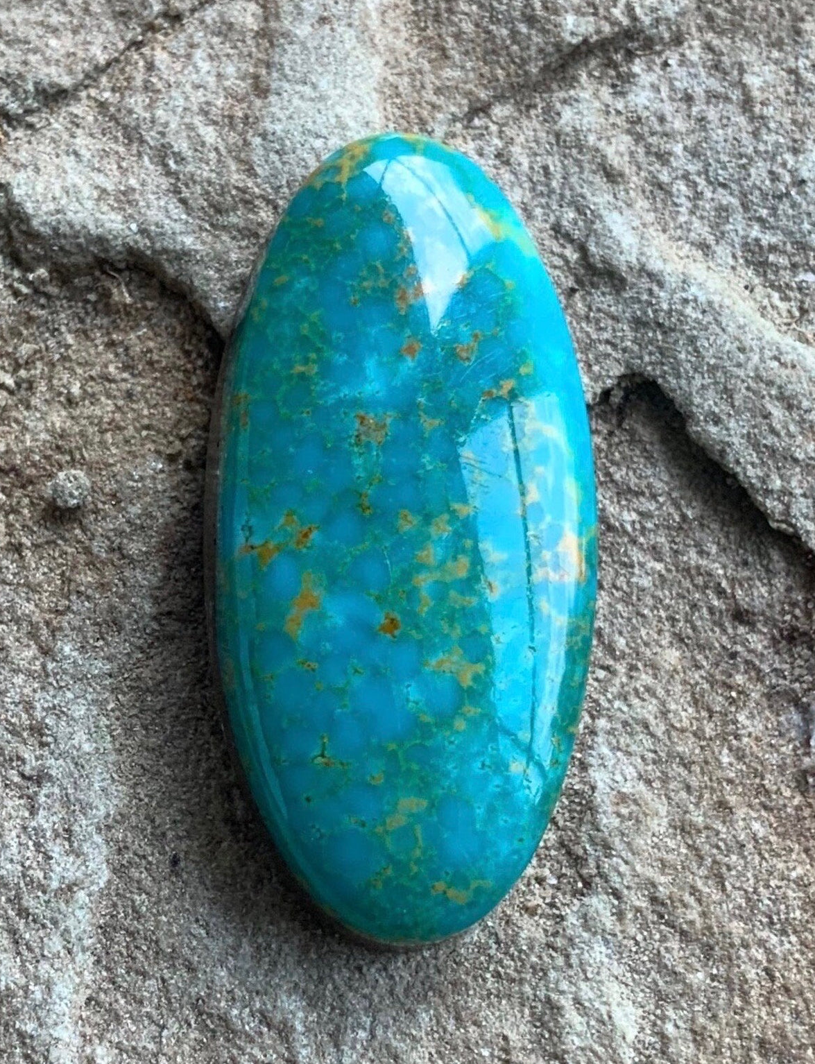 Beautiful Blue Green Royston Turquoise Oval Cabochon