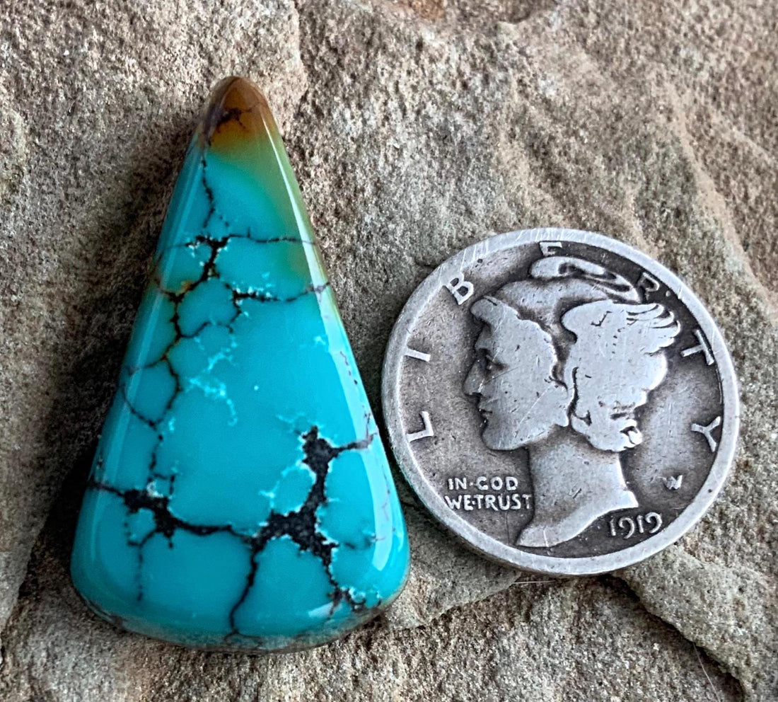 Beautiful Bao Canyon Turquoise Triangle Cabochon #BC140