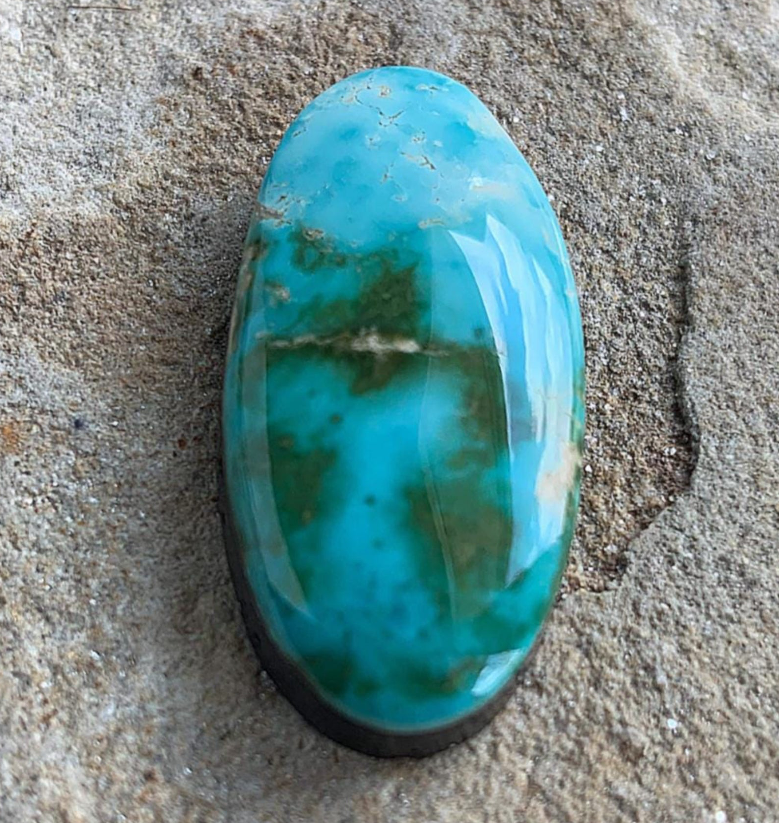 Royston Turquoise Polychrome Oval Cabochon: Nevada Gemstone