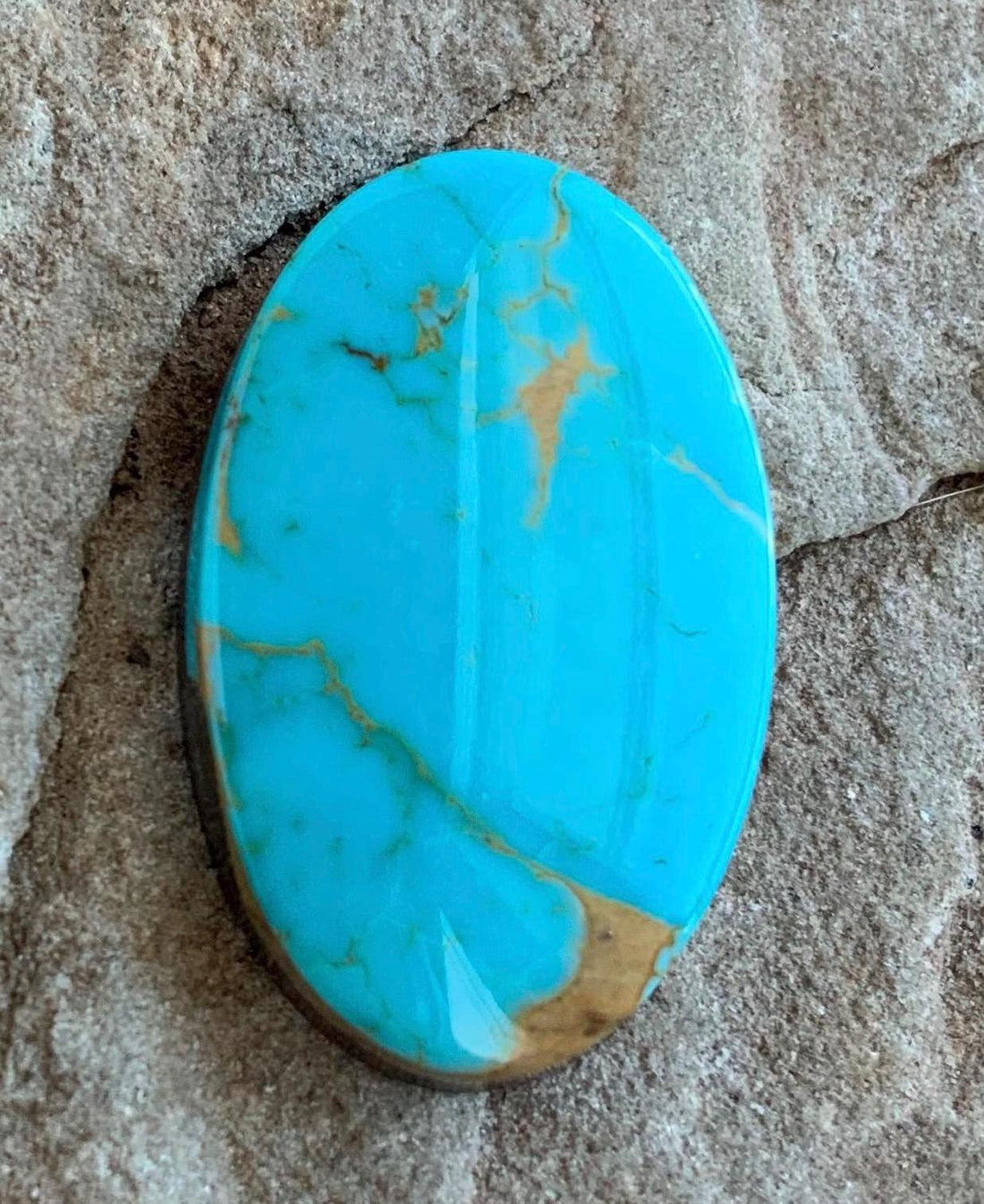 Beautiful Blue Natural Royston Turquoise Oval Cabochon R136