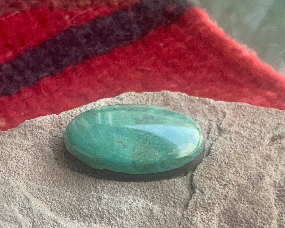 Beautiful Green Alacron Turquoise Oval Cabochon