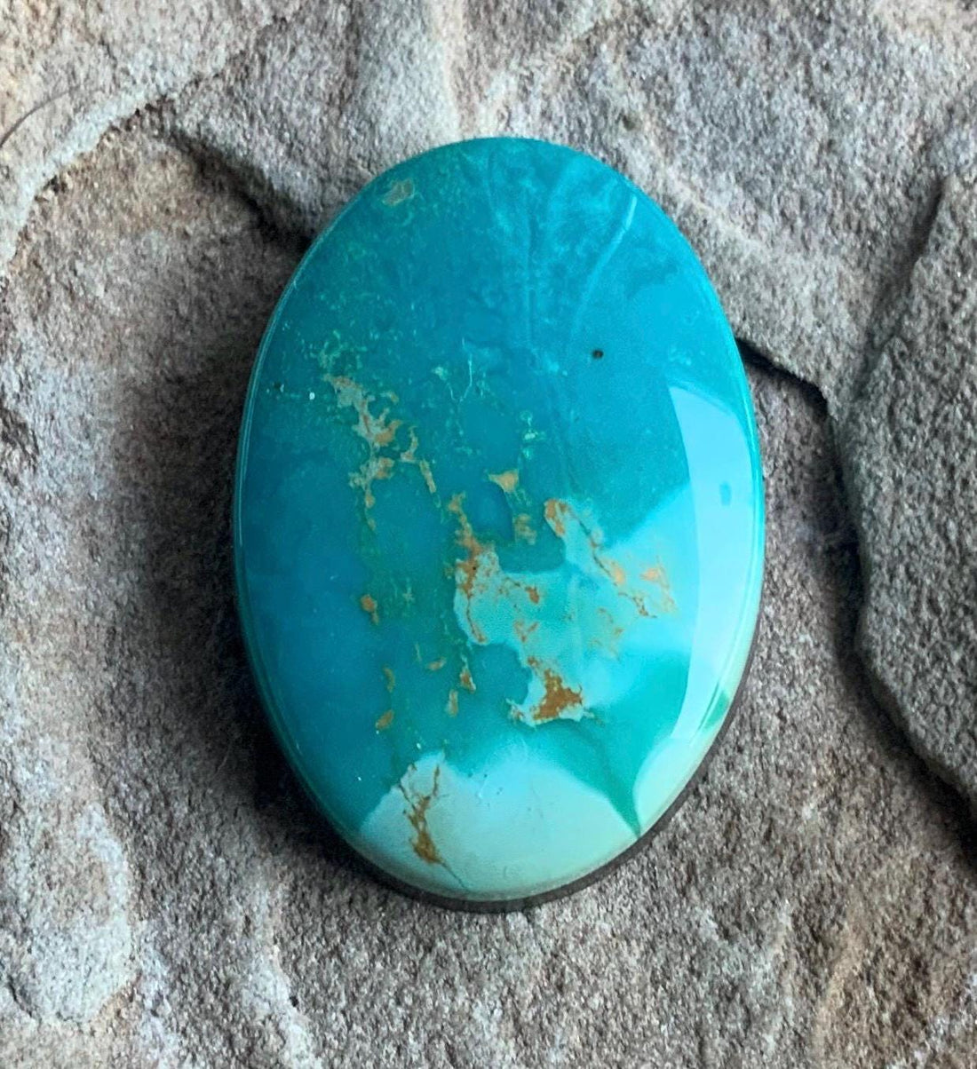 Beautiful Blue Royston Turquoise Oval Cabochon #R20