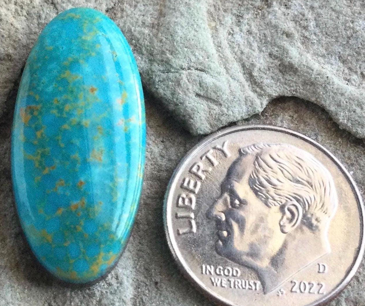 Beautiful Blue Green Royston Turquoise Oval Cabochon