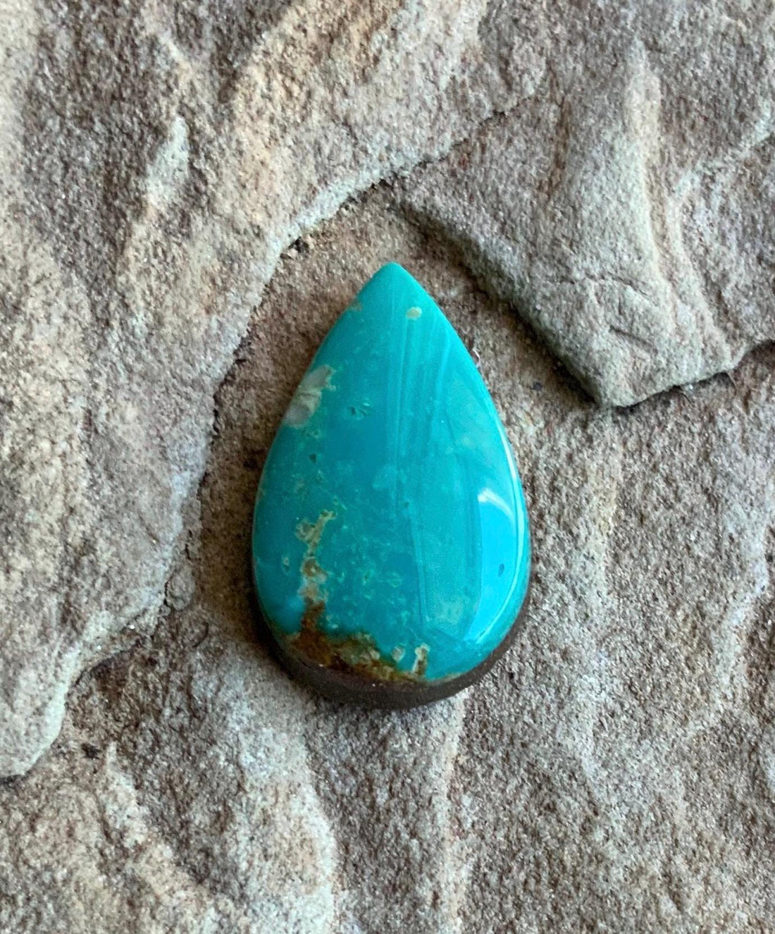Royston Turquoise Teardrop Cabochon