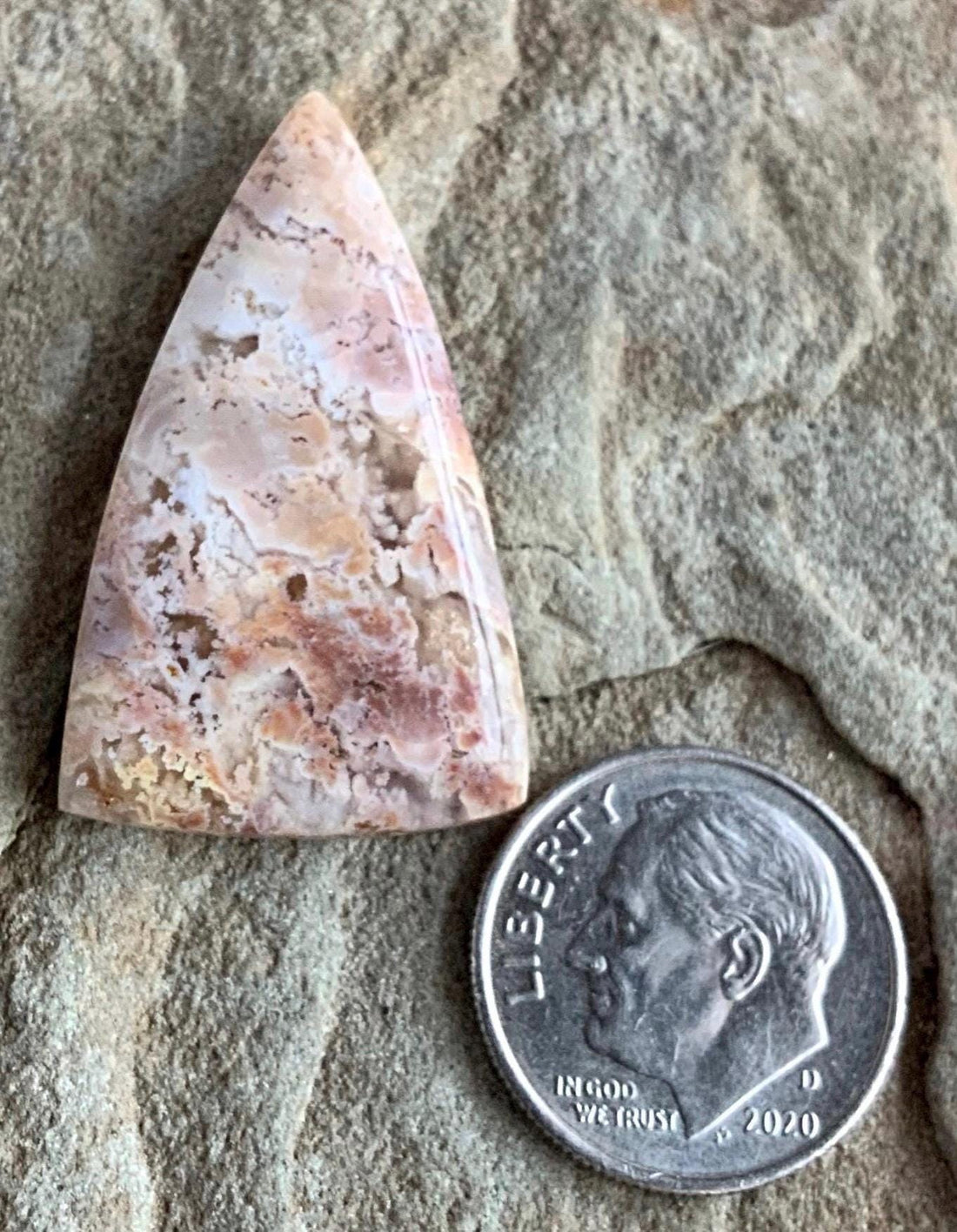 Gorgeous Feather Ridge Plume Agate Cabochon