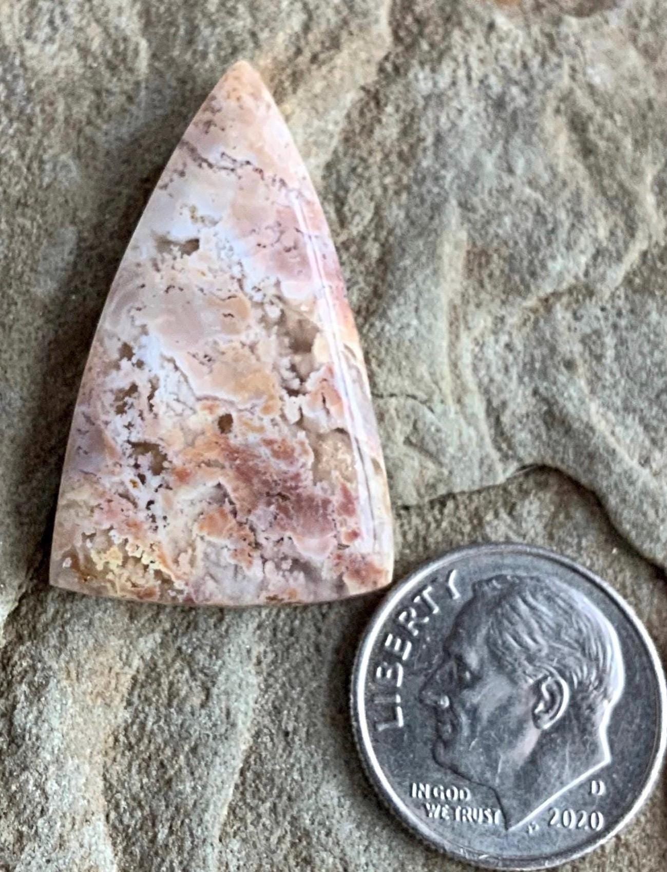 Gorgeous Feather Ridge Plume Agate Cabochon